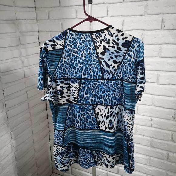 Classic Editions Ladies Animal Print Size XL Made in Canada Top - Picture 2 of 10